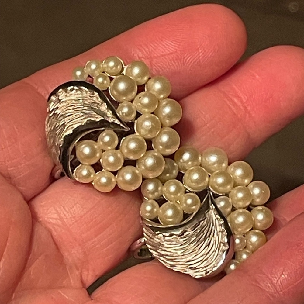 Vintage Crown Trifari Earrings